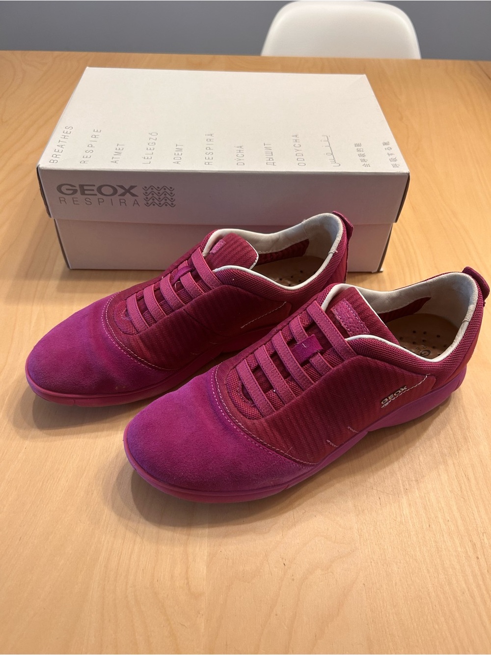 Geox Women's Fuchsia Slip-On Sneakers